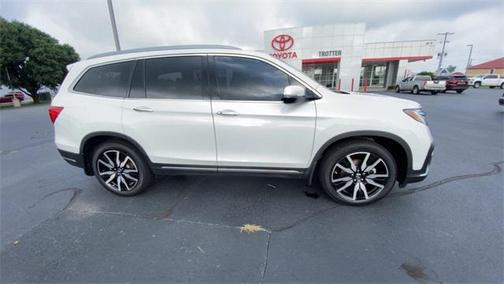 2022 Honda Pilot Touring 8-Passenger