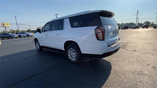 2023 Chevrolet Suburban LT