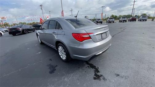 2013 Chrysler 200 Touring