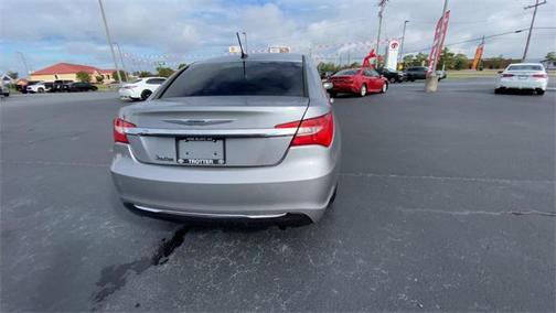 2013 Chrysler 200 Touring
