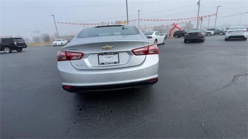 2022 Chevrolet Malibu FWD LT