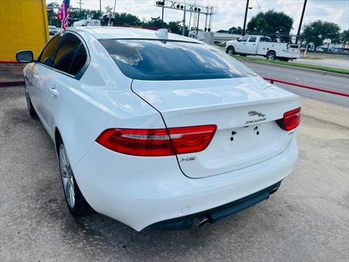 2019 Jaguar XE 25t