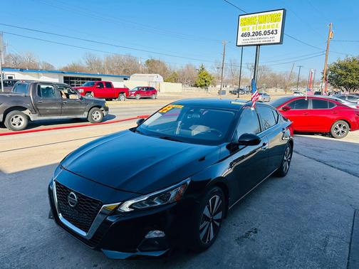 2022 Nissan Altima 2.5 SV