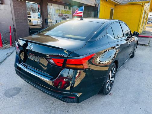 2022 Nissan Altima 2.5 SV