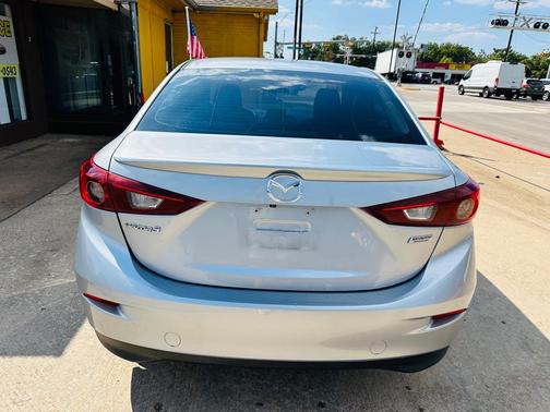 2018 Mazda Mazda3 Touring