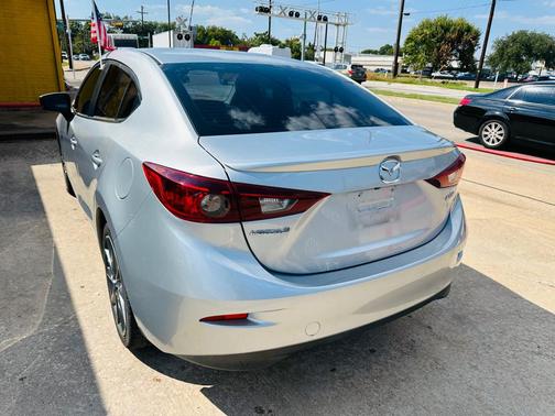 2018 Mazda Mazda3 Touring