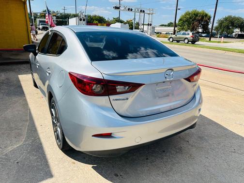 2018 Mazda Mazda3 Touring