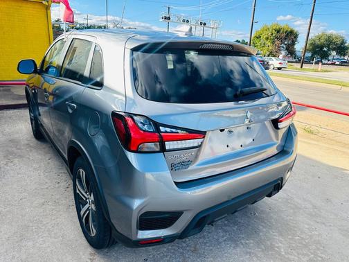 2024 Mitsubishi Outlander Sport SE