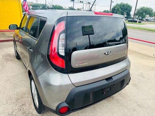 2016 Kia Soul Base