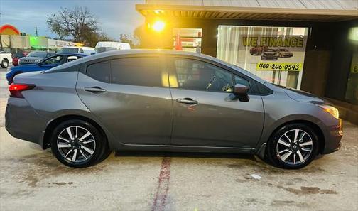 2021 Nissan Versa 1.6 SV