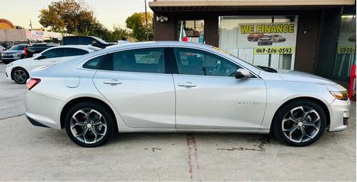 2022 Chevrolet Malibu FWD LT