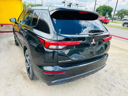 2022 Mitsubishi Outlander ES 2.5 2WD
