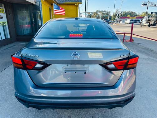 2022 Nissan Altima 2.5 SV