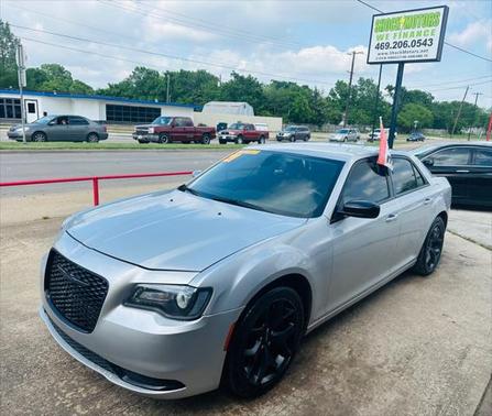 2021 Chrysler 300 Touring