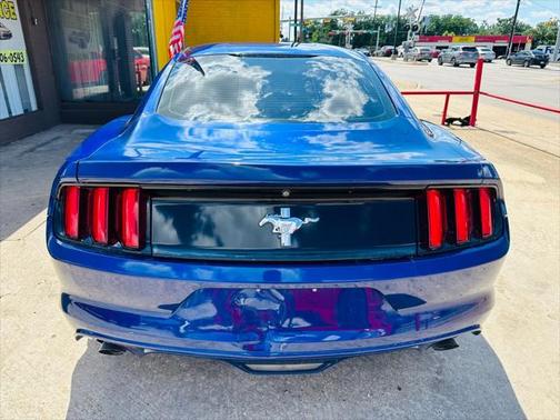 2015 Ford Mustang V6