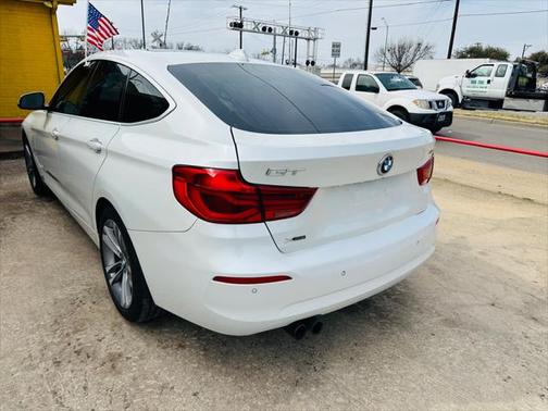 2017 BMW 330 Gran Turismo xDrive