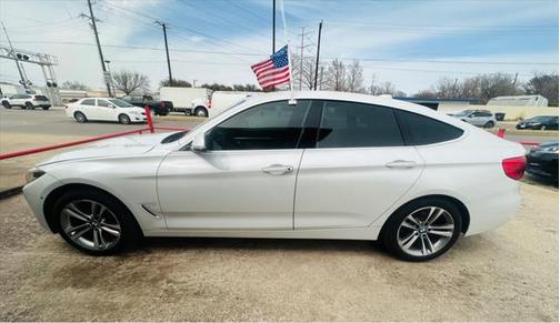 2017 BMW 330 Gran Turismo xDrive
