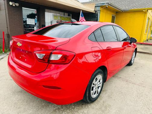 2019 Chevrolet Cruze LS