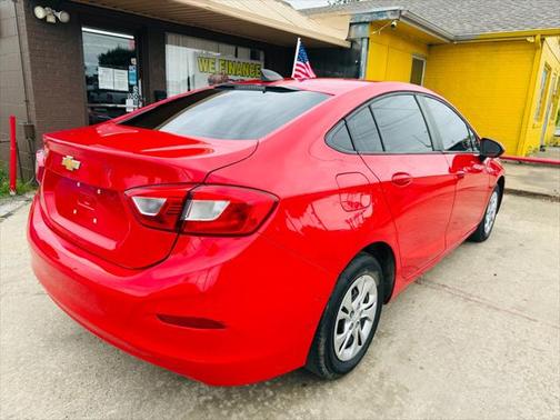2019 Chevrolet Cruze LS