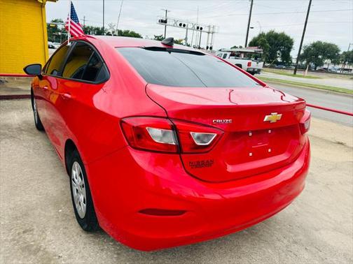 2019 Chevrolet Cruze LS