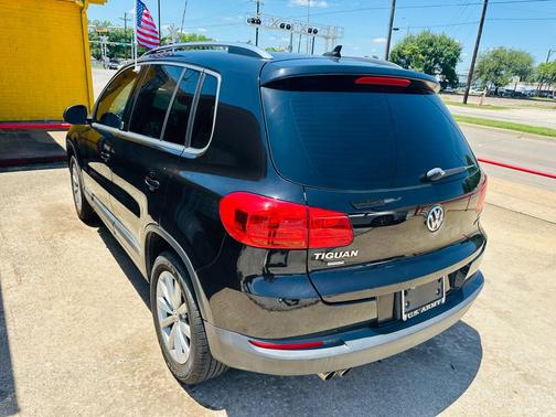 2017 Volkswagen Tiguan 2.0T Wolfsburg Edition
