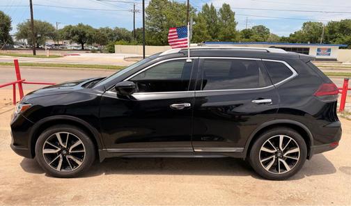 Magnetic Black Pearl 2020 Nissan Rogue SL