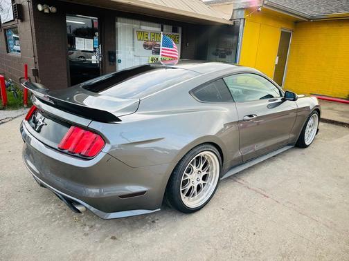2015 Ford Mustang V6