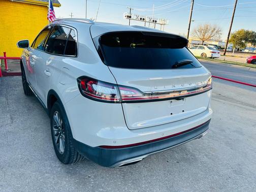 2020 Lincoln Nautilus Standard