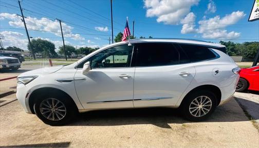 2022 Buick Enclave FWD Essence