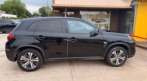 Labrador Black Metallic 2021 Mitsubishi Outlander Sport 2.0 ES