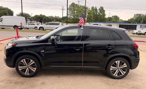 Labrador Black Metallic 2021 Mitsubishi Outlander Sport 2.0 ES