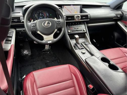 2018 Lexus IS 300 Base