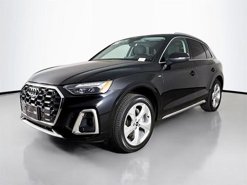 2022 Audi Q5 45 S line Premium Plus