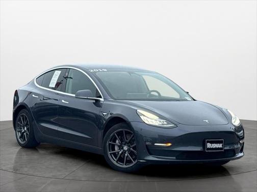2019 Tesla Model 3 Standard Range