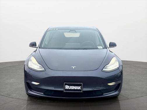 2019 Tesla Model 3 Standard Range