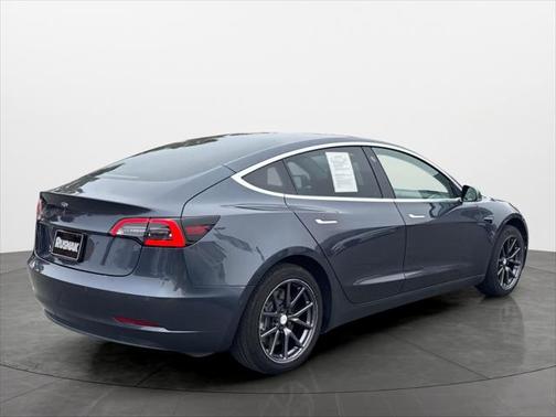 2019 Tesla Model 3 Standard Range