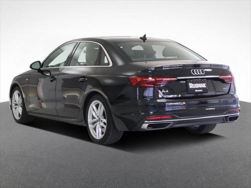 2023 Audi A4 45 S line Premium