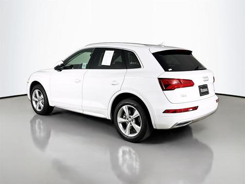 2020 Audi Q5 45 Premium