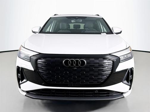 2025 Audi Q4 e-tron Premium Plus 55 quattro