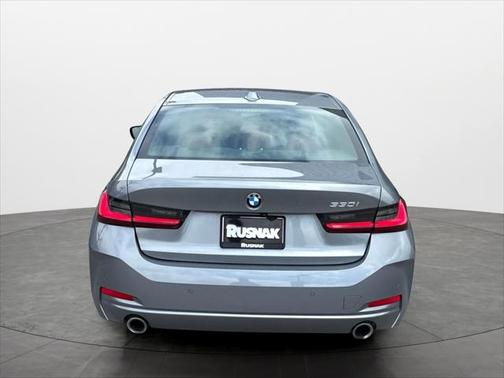 2023 BMW 330 330i