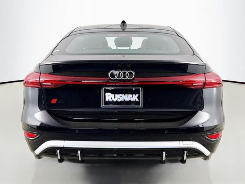 2025 Audi S6 e-tron Premium Plus