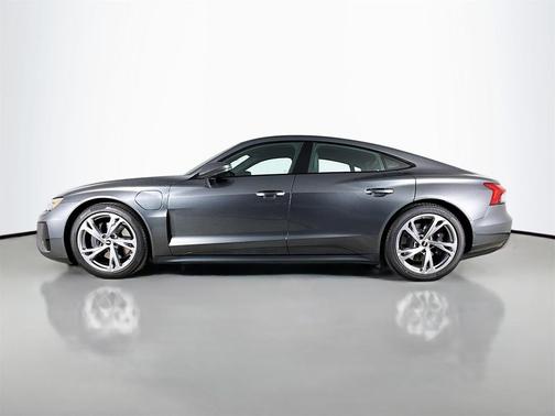 2024 Audi e-tron GT Premium Plus quattro