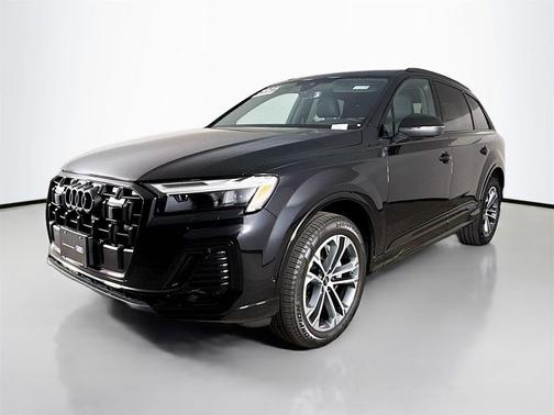 2025 Audi Q7 45 Premium Plus