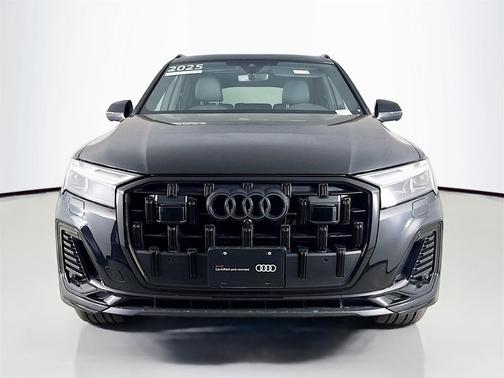 2025 Audi Q7 45 Premium Plus