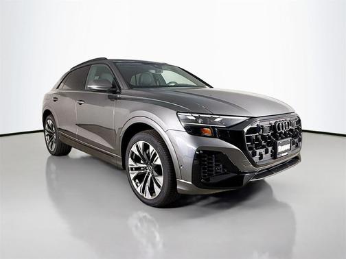 2025 Audi Q8 55 Premium Plus