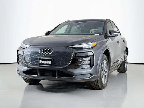 Gray 2027 Audi Q6 e-tron Premium quattro