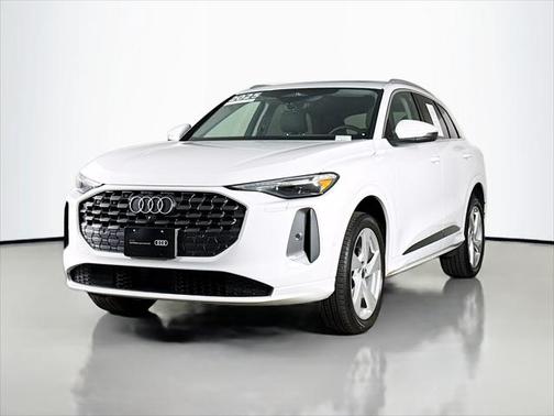 2025 Audi Q5 Premium Plus TFSI quattro S tronic