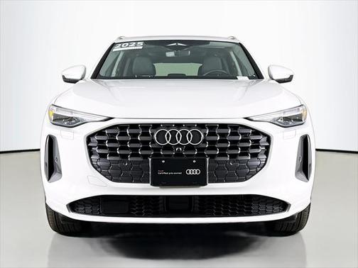 2025 Audi Q5 Premium Plus TFSI quattro S tronic