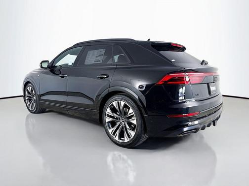 Mythos Black Metallic 2026 Audi Q8 55 Premium Plus