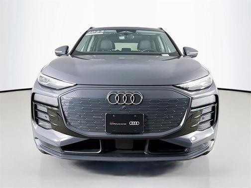 2025 Audi Q6 e-tron Premium